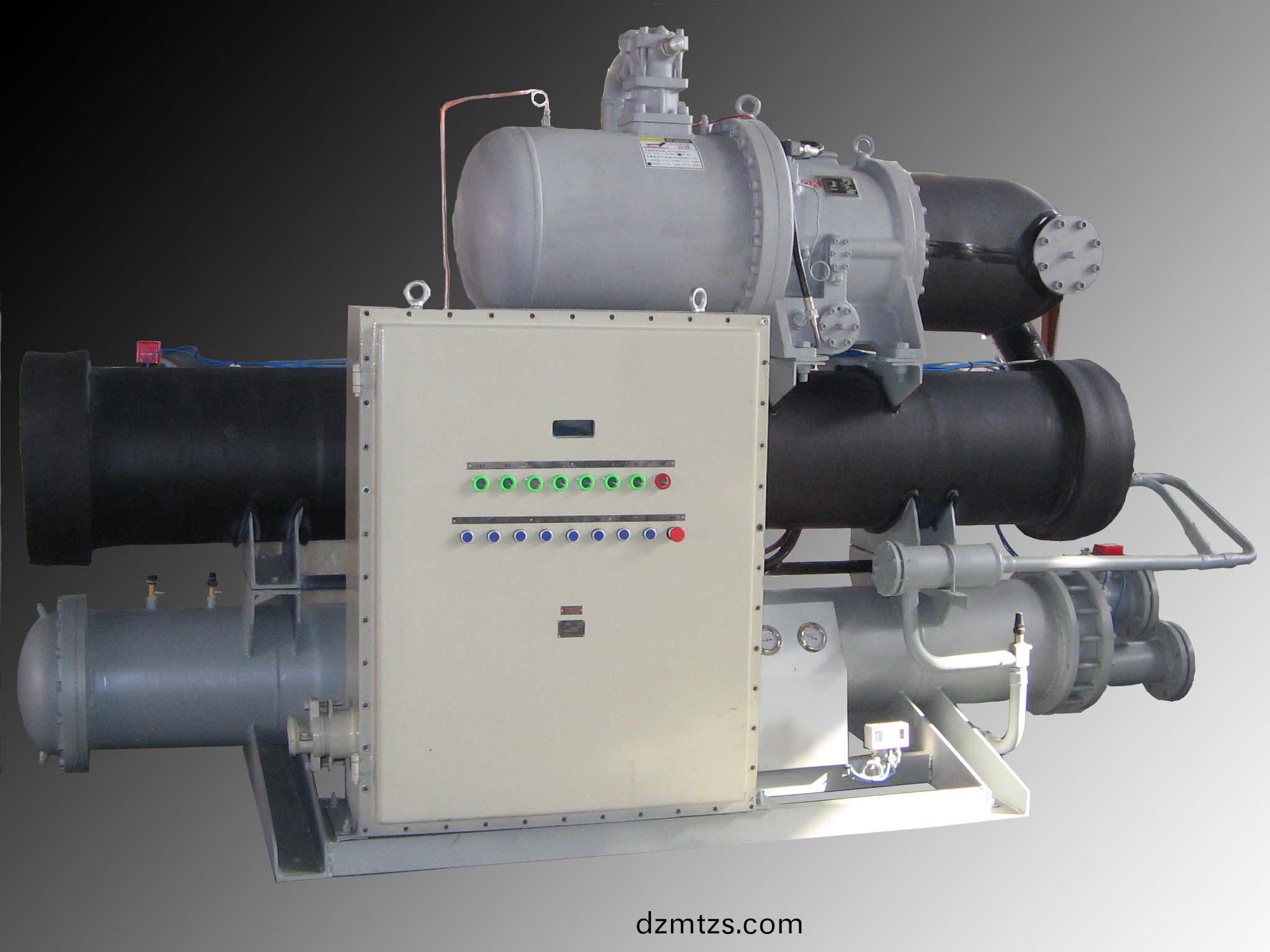 低溫防(fang)爆螺桿(gan)式(shi)冷水(shui)機